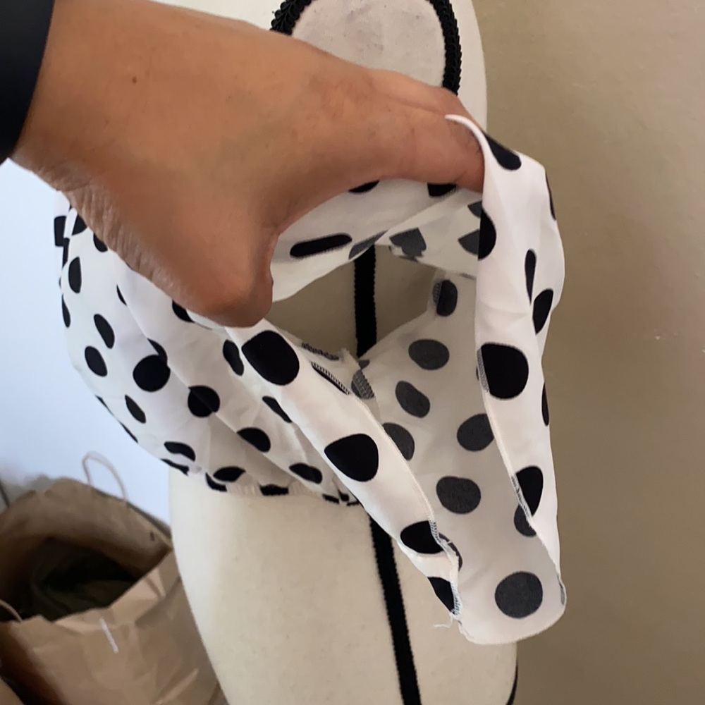 Only worn once - Picture 2 of 3